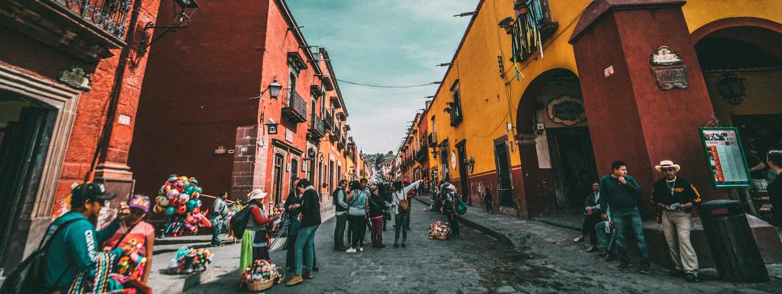 Best Countries for American Expats to Work & Live Abroad