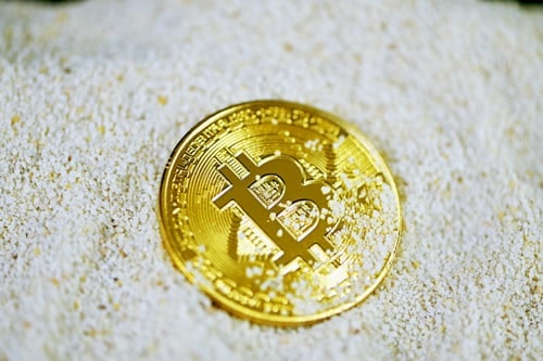bitcoin brokeris Maltoje