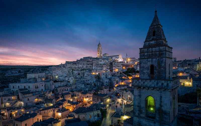 matera-gd78cda3b2_1280 1.jpg