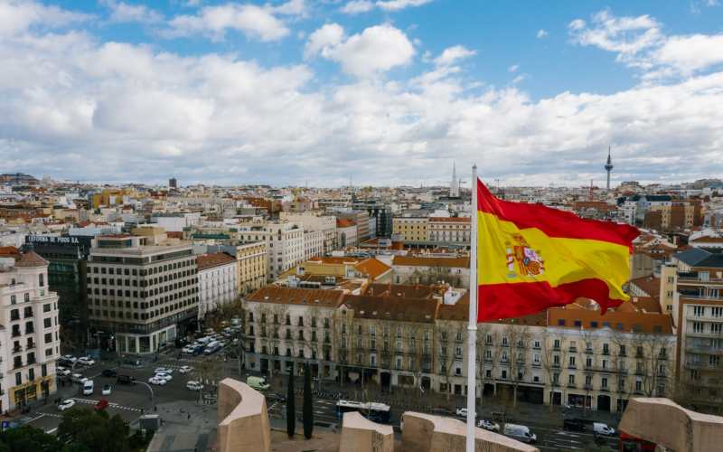 spain golden visa residency