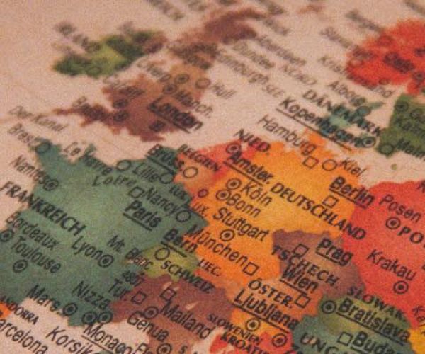 Cross-Border Finance In A Remote-First World: Secure Access For Global Professionals