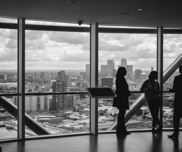 How to Use an Offshore Company for Contractors