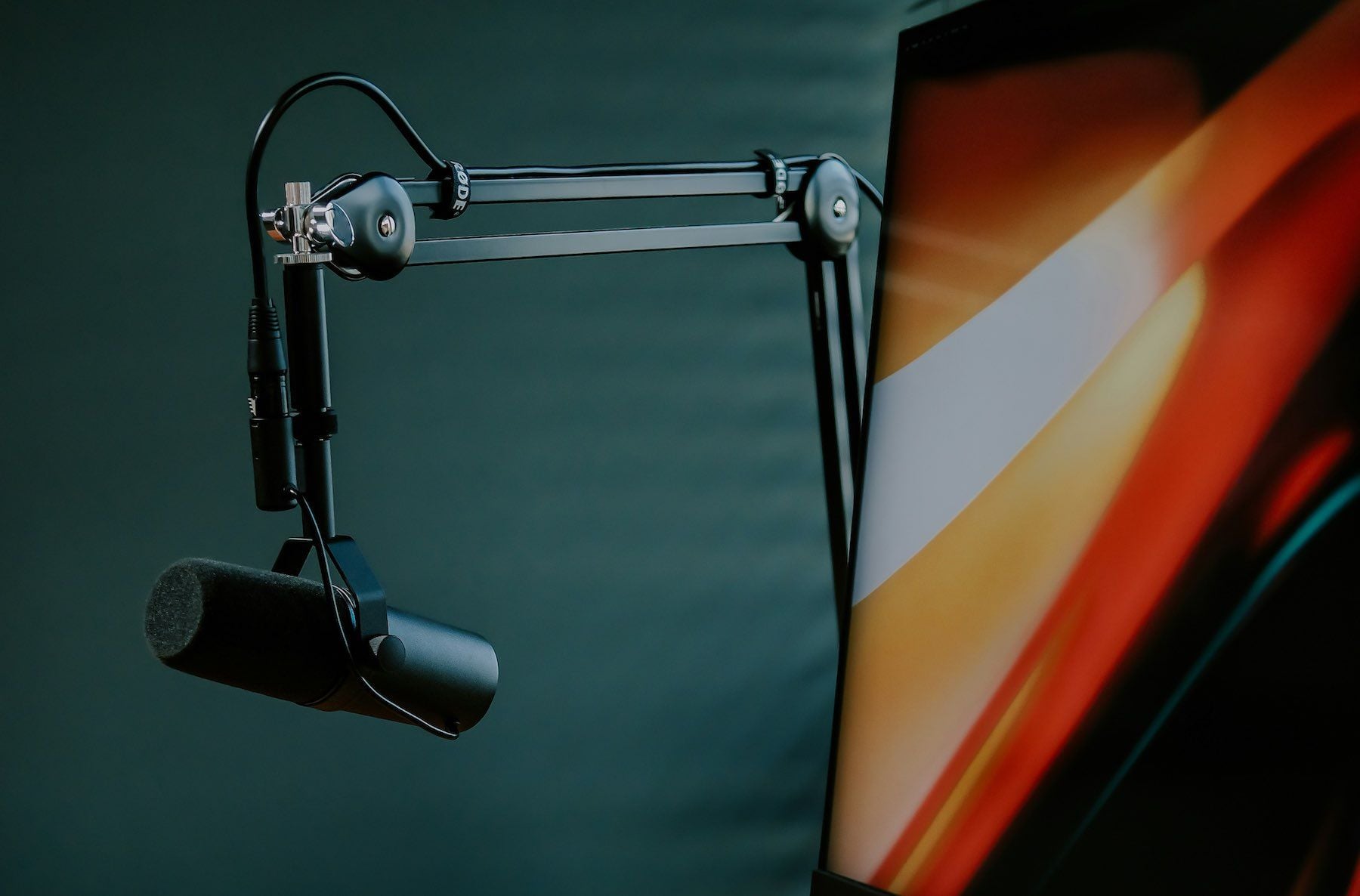 How to Use an Offshore Company for Musicians and Streamers