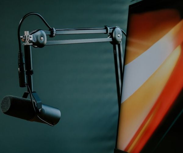 How to Use an Offshore Company for Musicians and Streamers